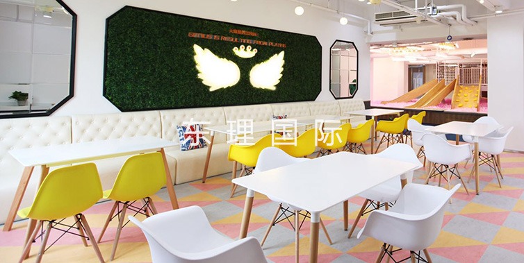 封閉型超凈工作臺